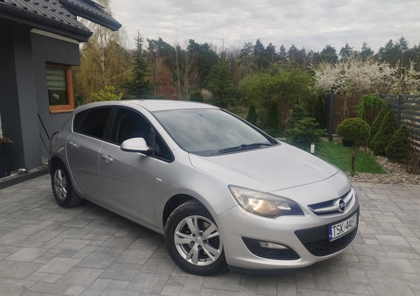 Opel Astra cena 28900 przebieg: 180000, rok produkcji 2015 z Kielce małe 121